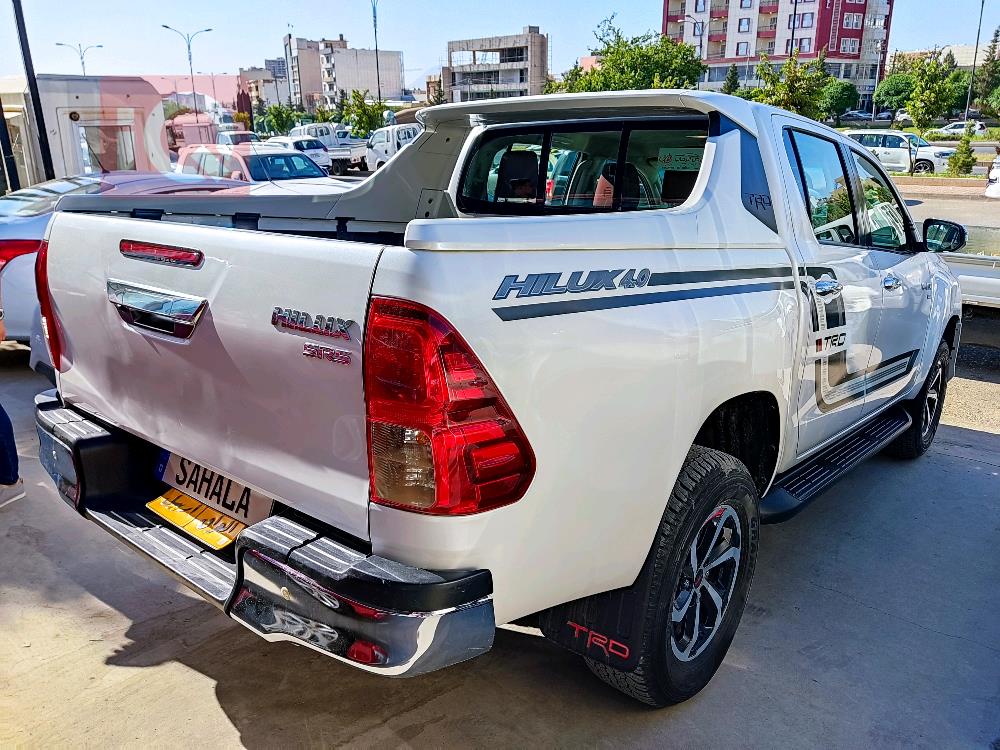 تۆیۆتا هایلۆکس